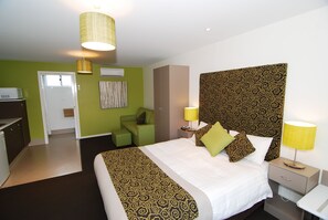 Studio Apartment - Shearwater 