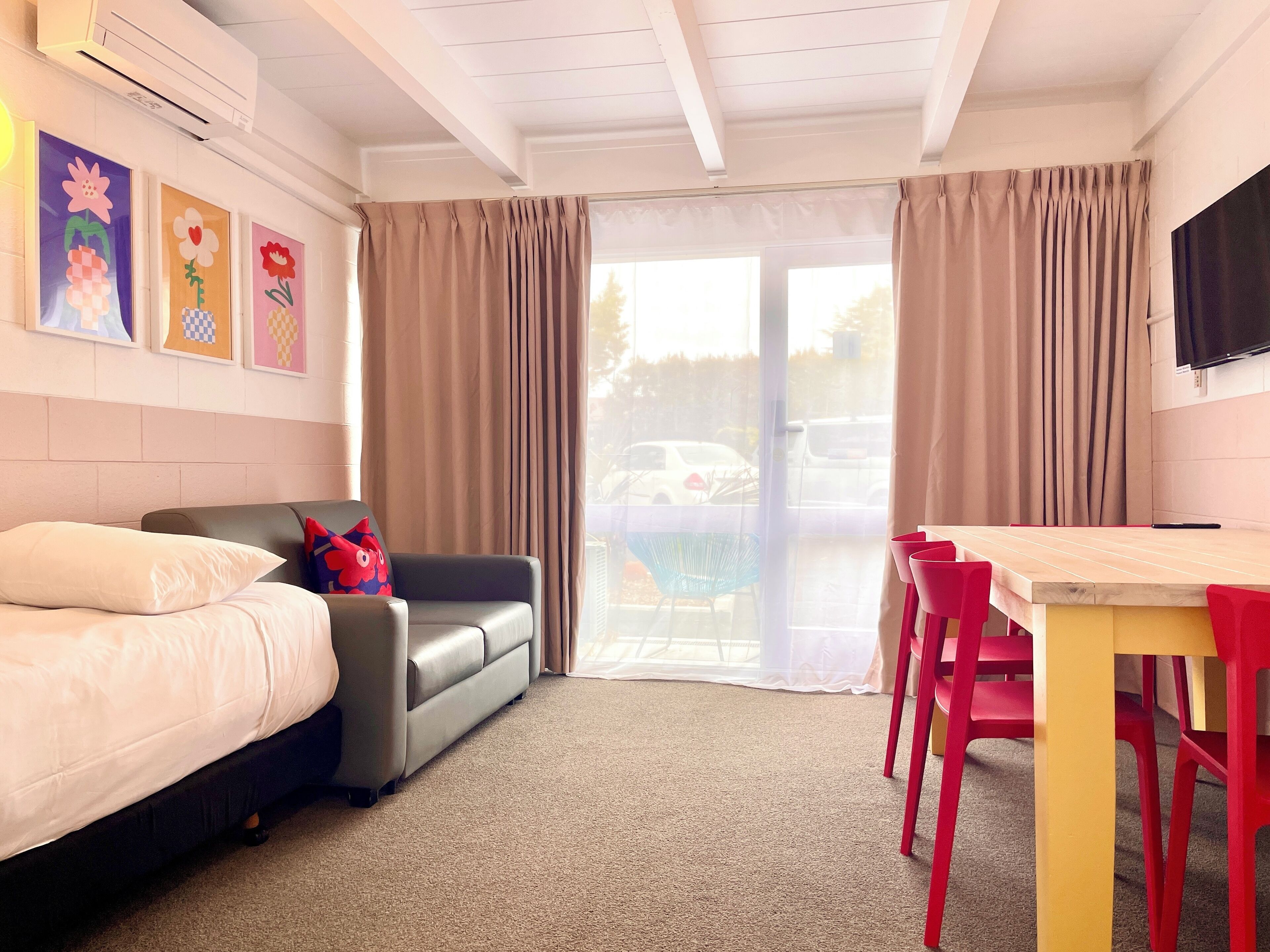 Photo - Mount Eden Motel