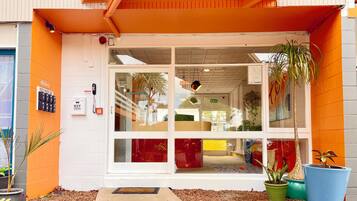 Bagian depan properti