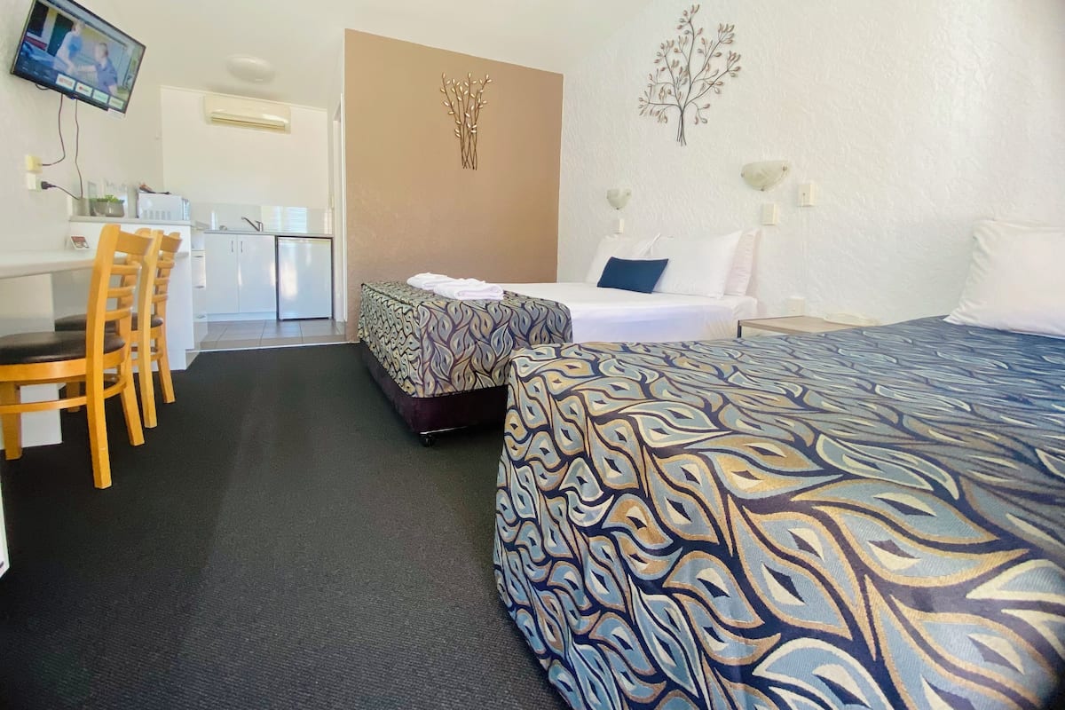 Executive Twin Room, Non Smoking, Kitchenette