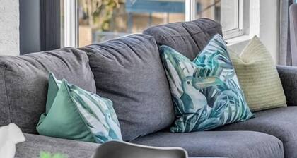 The Palms Apartments