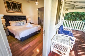 Mrs Lentaigne's Cottage | Balcony