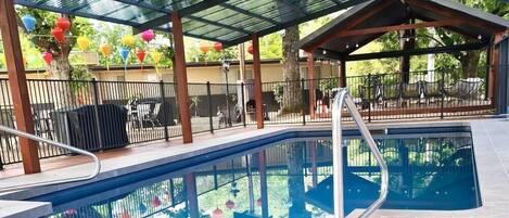 Outdoor pool, pool umbrellas, sun loungers