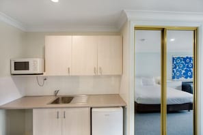 Fridge, microwave, coffee/tea maker, electric kettle