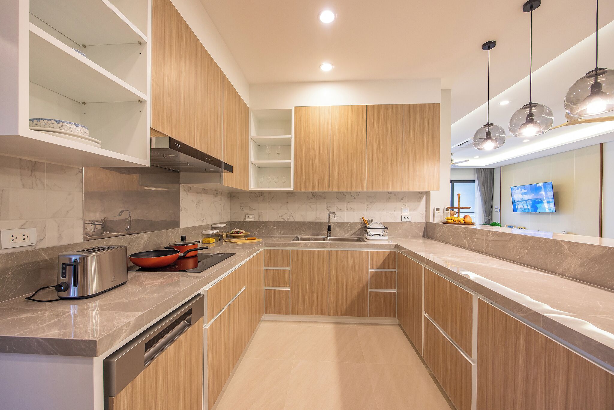 indira villa (tlr1) - no pets allowed | private kitchen | ice maker