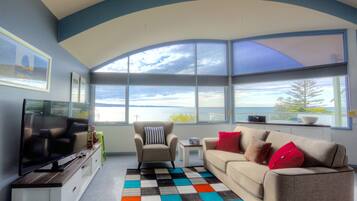 Superior Three Bedroom Apartment | Living room | LCD TV