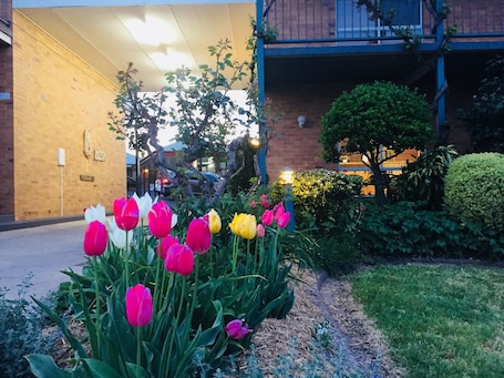 Property entrance. The Vines Motel and Cottages