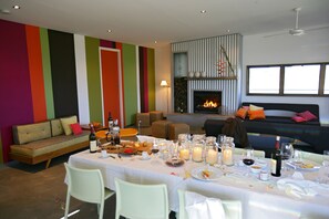 In-room dining - Tonic Hotel (Lovedale)
