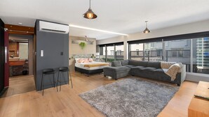 Unclassified image, 5 of 47, button - Fv4006 Apartments (Fortitude Valley)