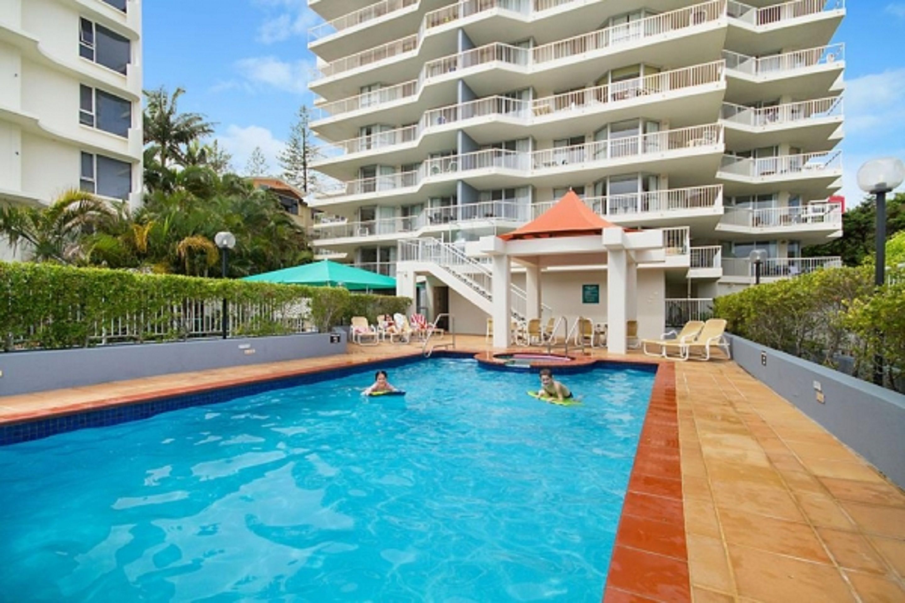 Rainbow Bay Resort — image 2