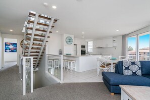 Three-Bedroom Penthouse Apartment | Living area | Flat-screen TV - Rainbow Bay Resort (Coolangatta)