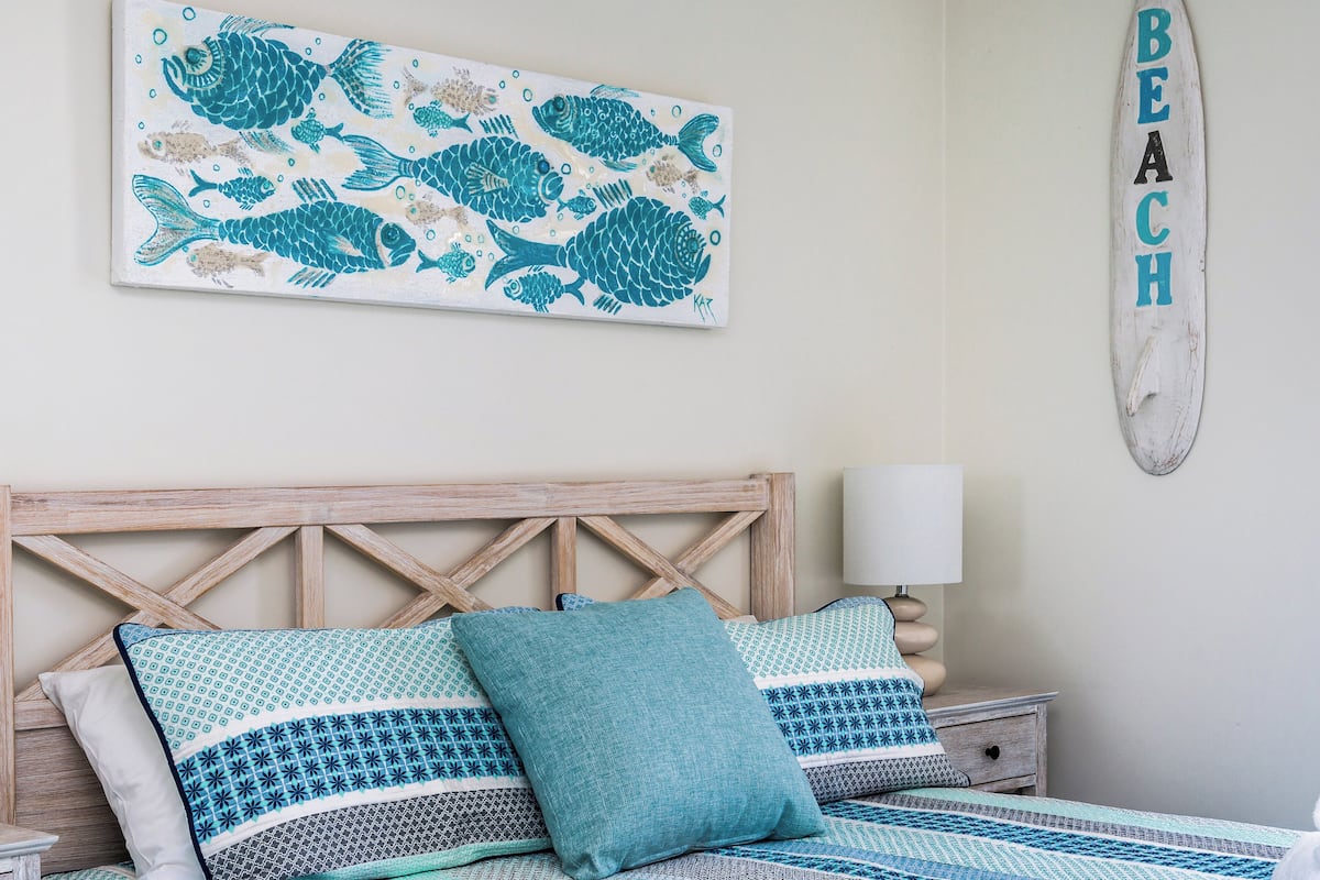 Superior Apartment, 2 Bedrooms, Ocean View | 2 bedrooms, individually furnished, laptop workspace, blackout curtains