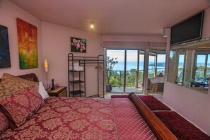 1 bilik tidur, meja, Wi-fi percuma, cadar katil 