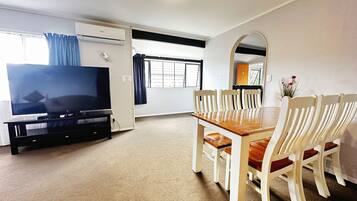 Classic Apartment | Living area