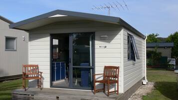 Studio (Cabin - Studio) | Cots/infant beds