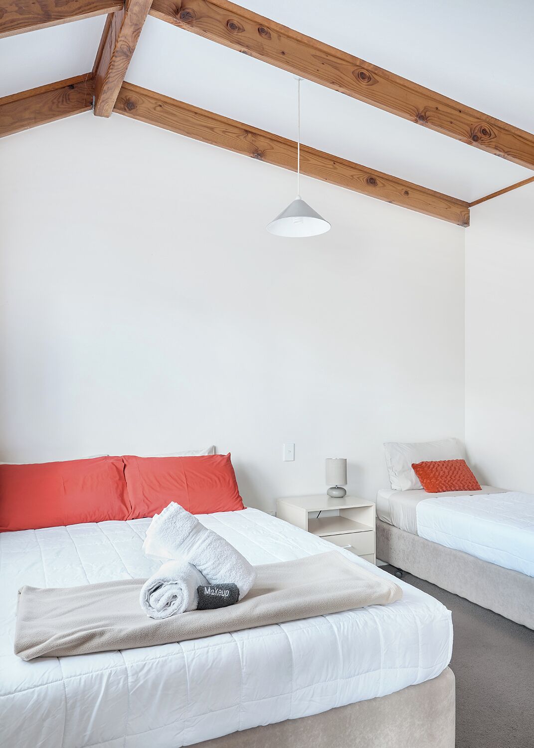 Cabin, 2 Bedrooms | Cribs/infant beds