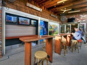 Terrace/patio - Yarrawonga Hotel (Yarrawonga)