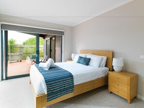 Maison mitoyenne Deluxe, plusieurs chambres, non-fumeur, cuisine (3 Bedroom Townhouse) | Vue de la chambre