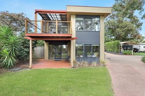 Maison mitoyenne Deluxe, plusieurs chambres, non-fumeur, cuisine (3 Bedroom Townhouse) | Terrasse/Patio