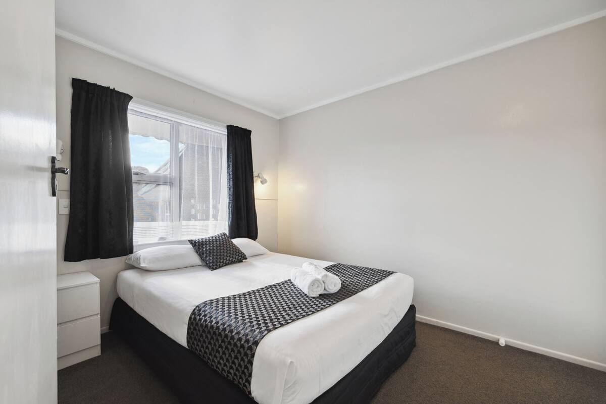 Two Bedroom | 1 bedroom, iron/ironing board, free WiFi, bed sheets