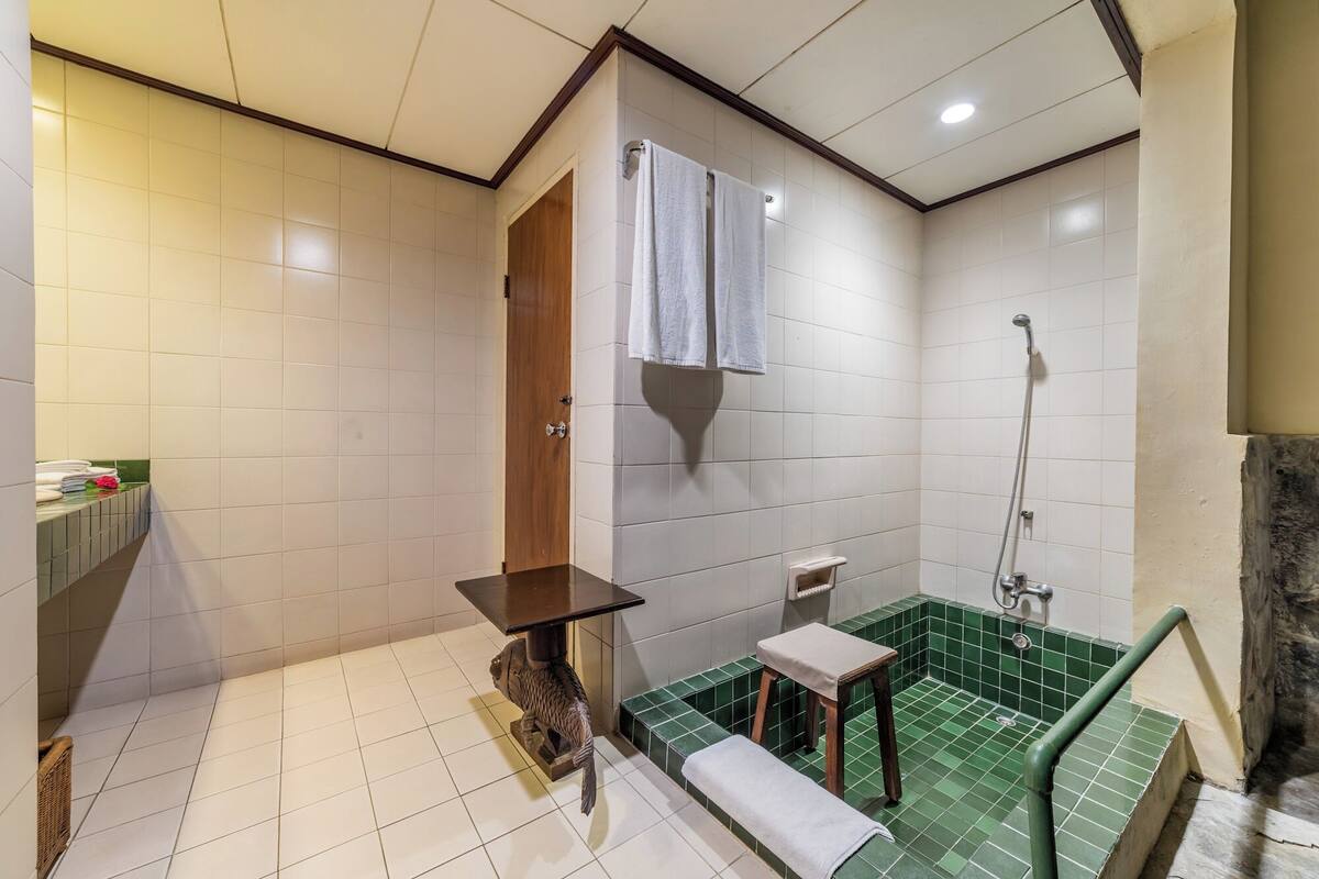 minibar, in-room safe, soundproofing, rollaway beds