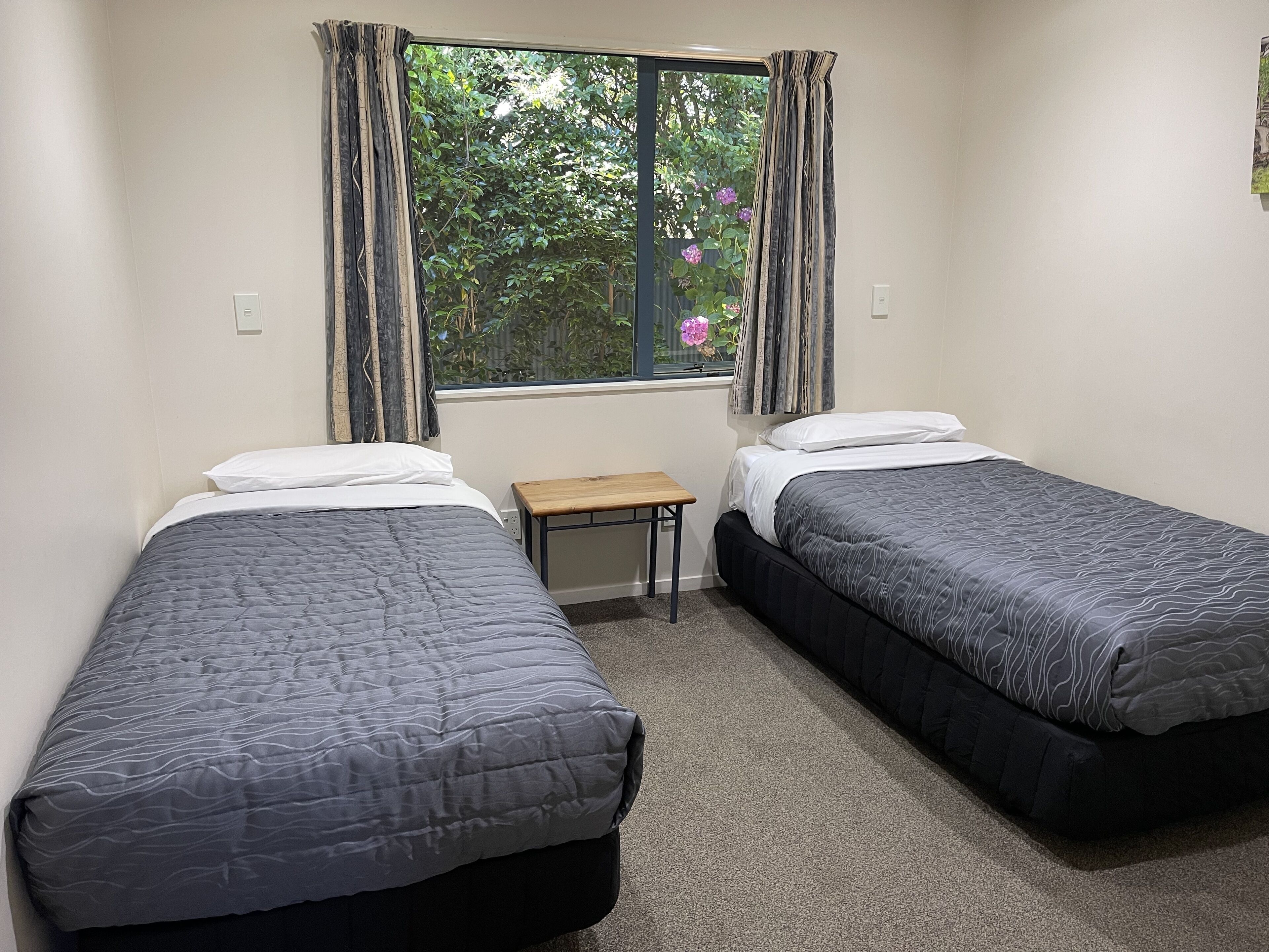 Appartement, Meerdere bedden | Individueel gedecoreerd, een bureau, geluiddichte muren