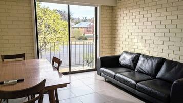 Standard Apartment, 2 Bedrooms | Living area