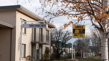 Fachada da propriedade