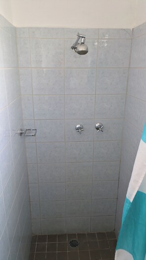 Family Room | Bathroom