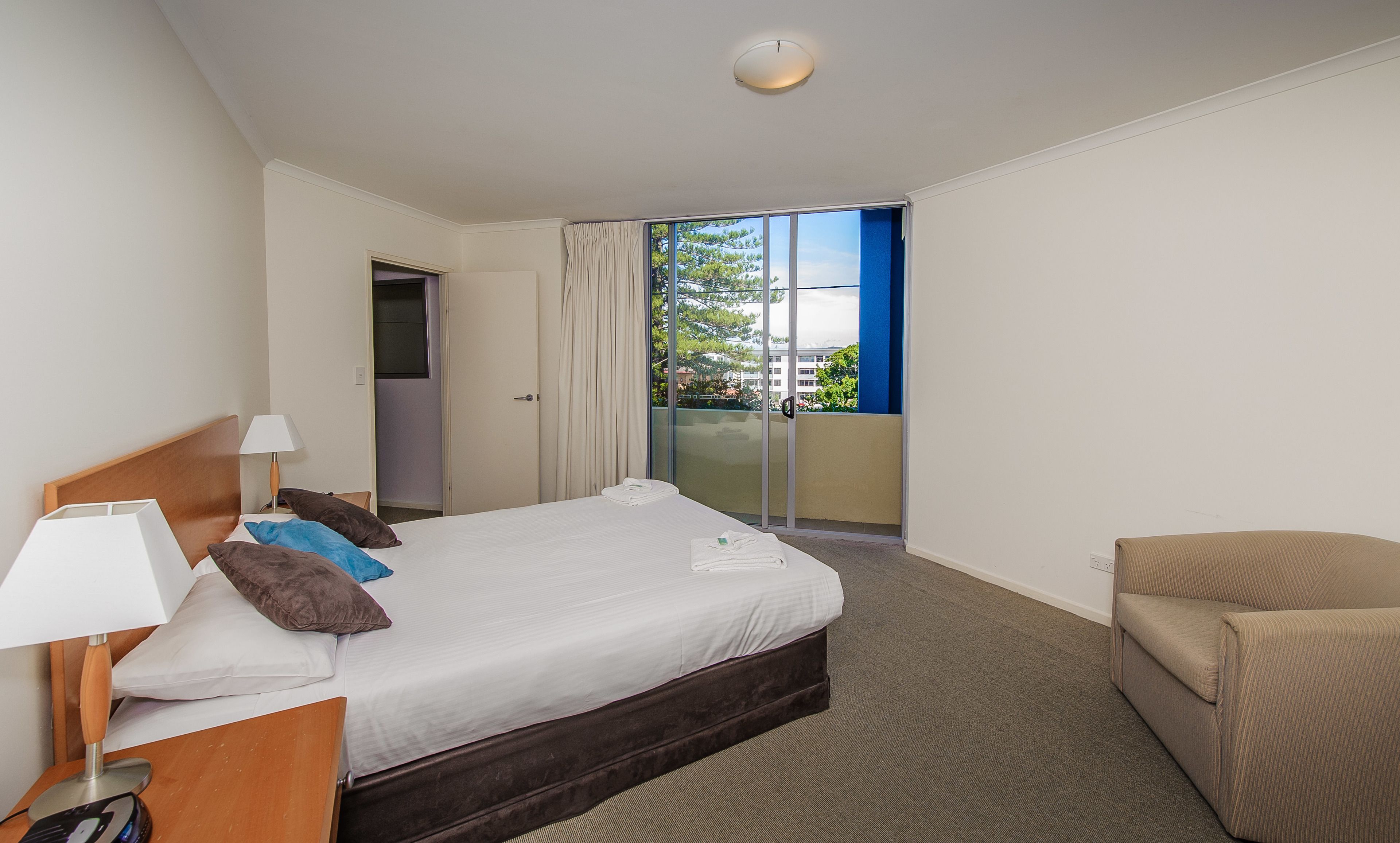 apartment, 1 bedroom | individually decorated, individually furnished, blackout curtains