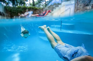 Outdoor pool - Little Cove Court (Noosa Heads)
