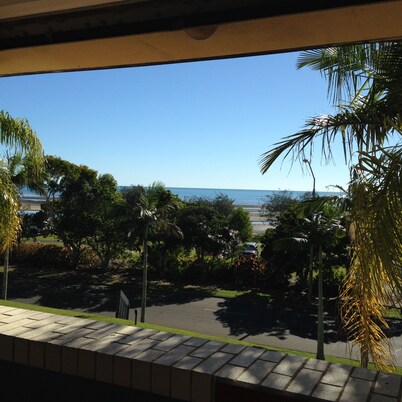 Hervey Bay Hotel & Resort