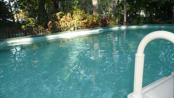 Piscina externa