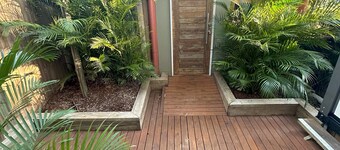 1770 Holiday Village