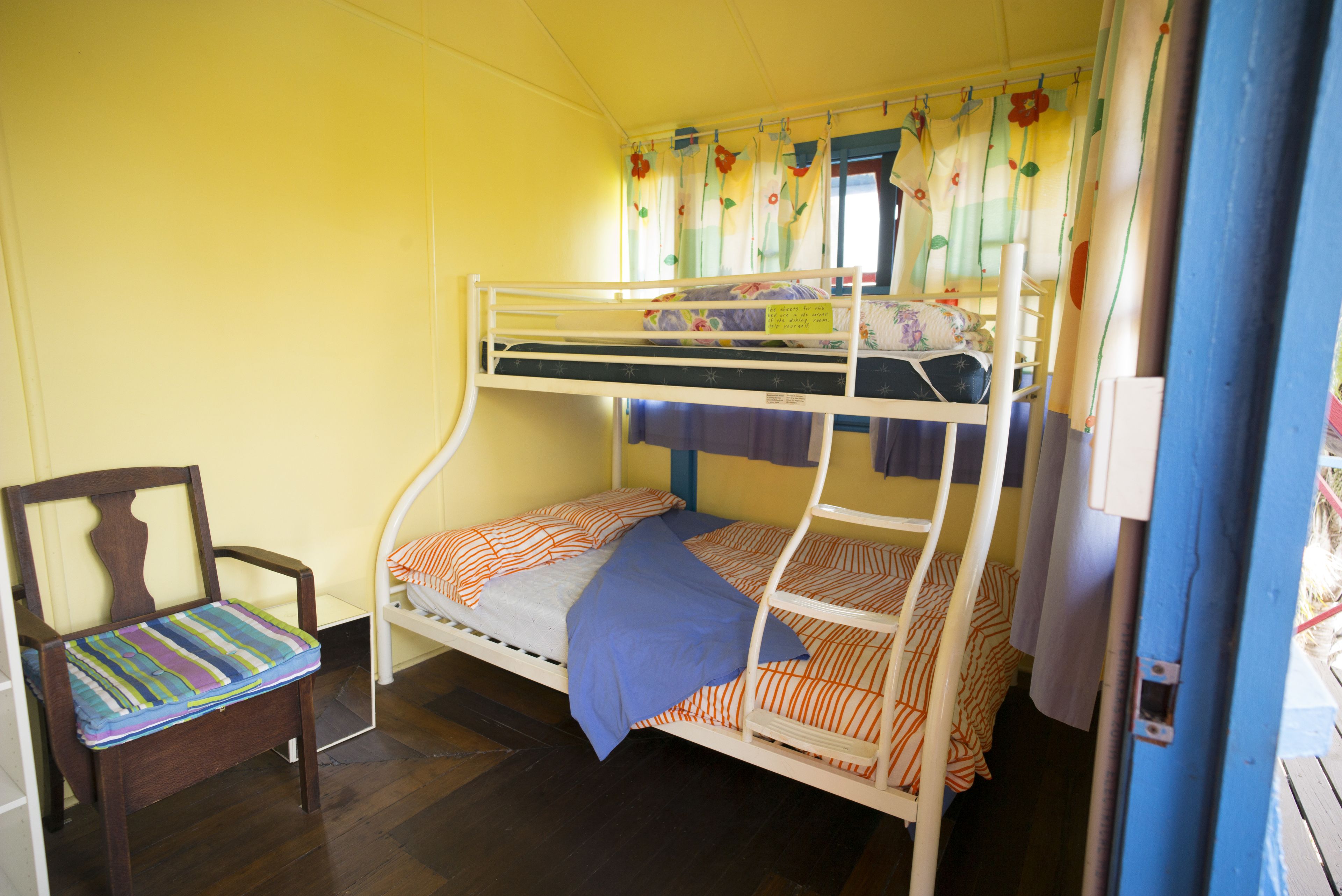 Standard Room, Non Smoking, Shared Bathroom (Twin/Double)