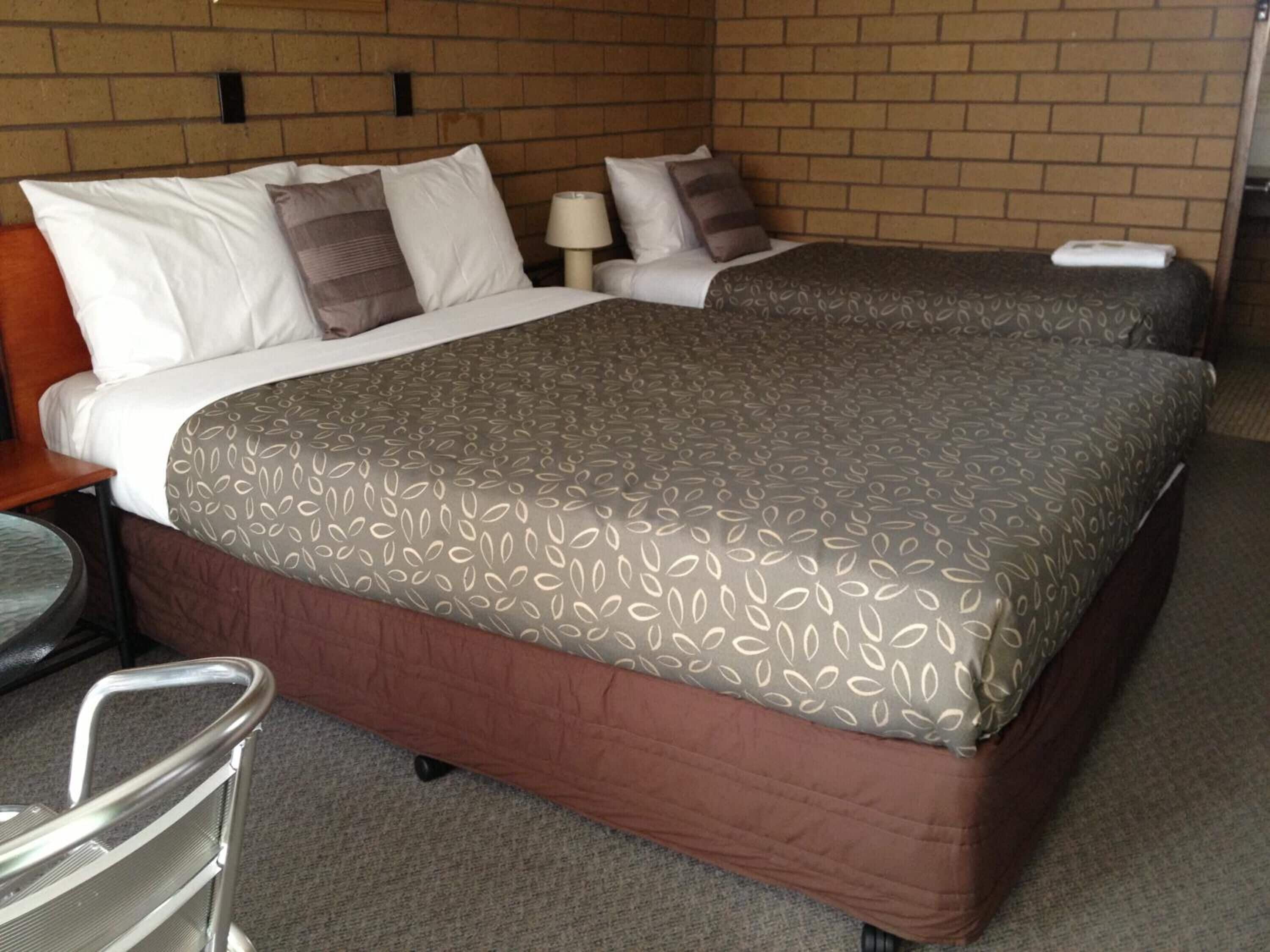 Photo - Rippleside Park Motor Inn