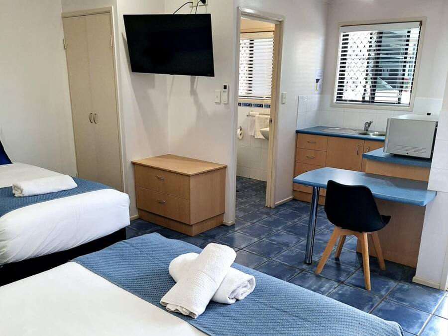 Estudio familiar, varias camas, no fumadores, cocina básica | Ropa de cama de alta calidad y escritorio