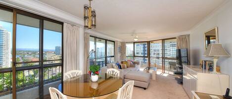 2 Bed/2 Bath Ocean Views Standard High Floor | Living room