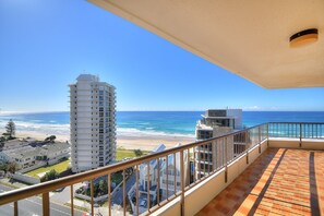 Beach/ocean view - Bougainvillea Luxury Apartments (Main Beach)