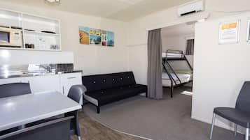 Kitchen Cabin (No Linen Supplied) | Private kitchen