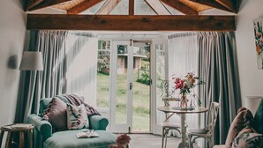 Deluxe Lodge Room - Araluen Lodge Yarra Valley (Steels Creek)