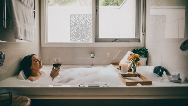 Bathroom - Araluen Lodge Yarra Valley (Steels Creek)