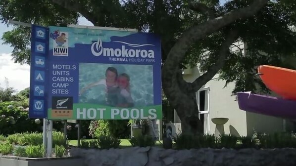 Unclassified image, 1 of 29, button - Omokoroa Kiwi Holiday Park (Omokoroa)