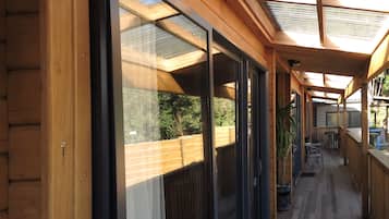 Studio, 1 Bedroom, Kitchenette | Terrace/patio