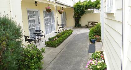 Colonial City Motel and Conference Centre