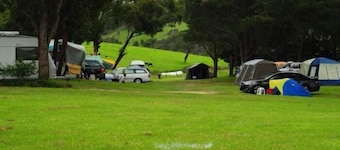 Lakes Caravilla Caravan Park