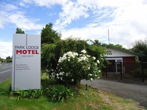 Exterior - Park Lodge Motel (Te Awamutu)