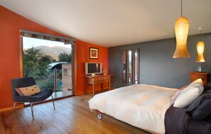 Luxury 3 Bedroom and 2 Bathroom Eco Apartment (Large Apartment + Kitchen) - Dreamers (Tawonga South)