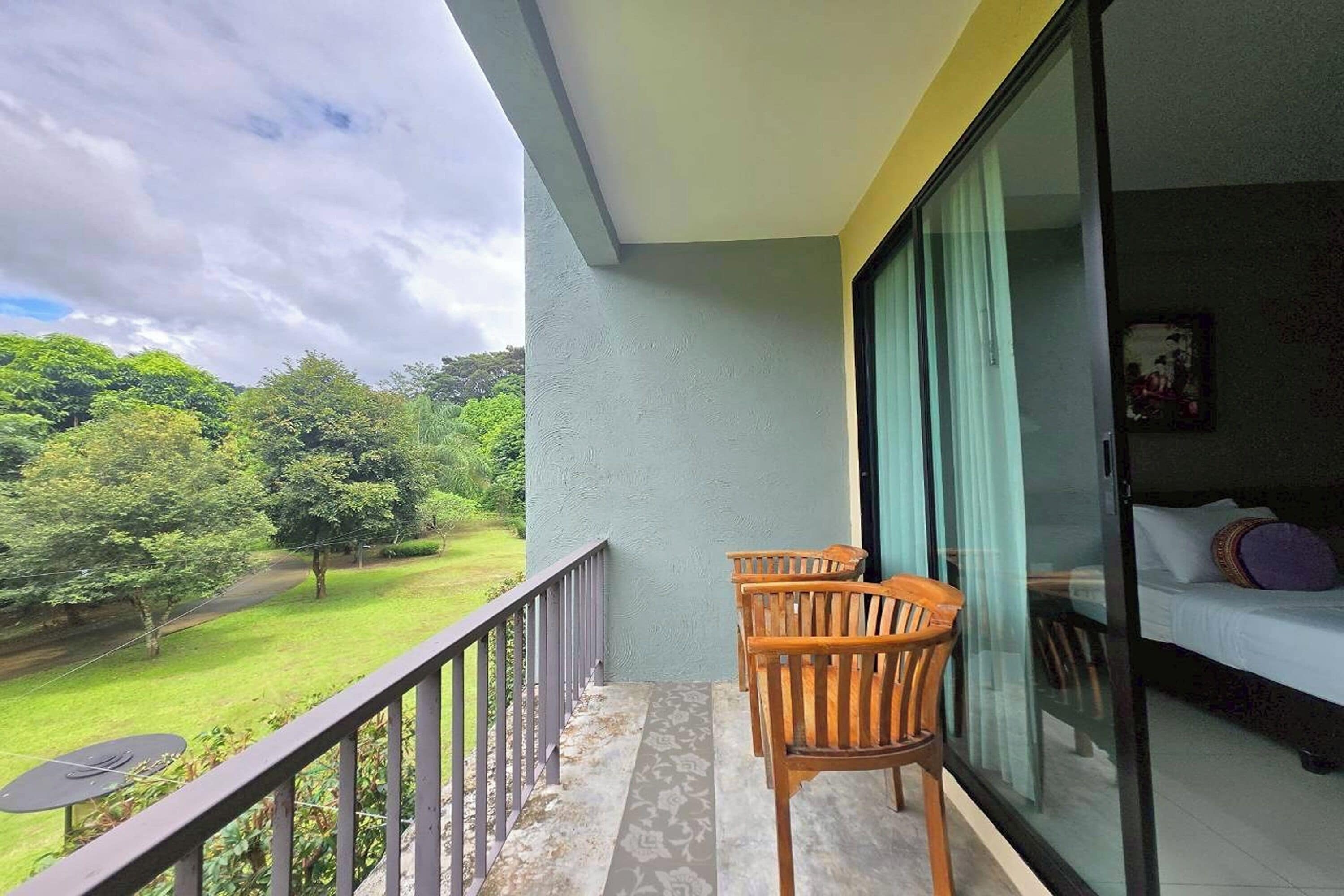 Suite Deluxe, 2 lits jumeaux | Balcon