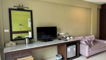 Deluxe suite | Een minibar, extra bedden, gratis wifi, beddengoed